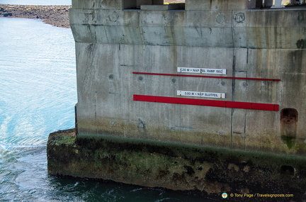 Marker showing the North Sea flood level of 1953